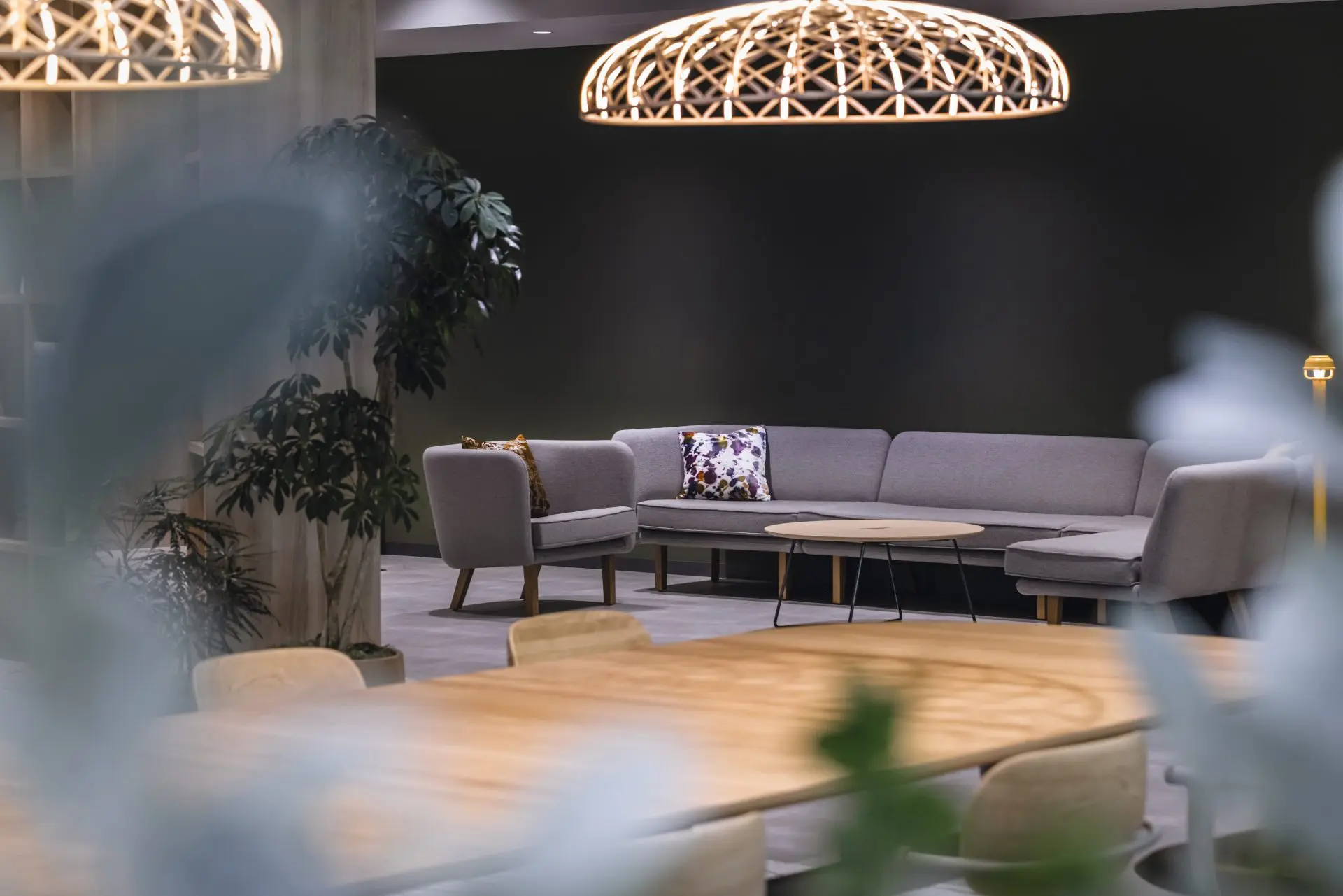 企業と個人、双方の成長を育む有機的なオフィス