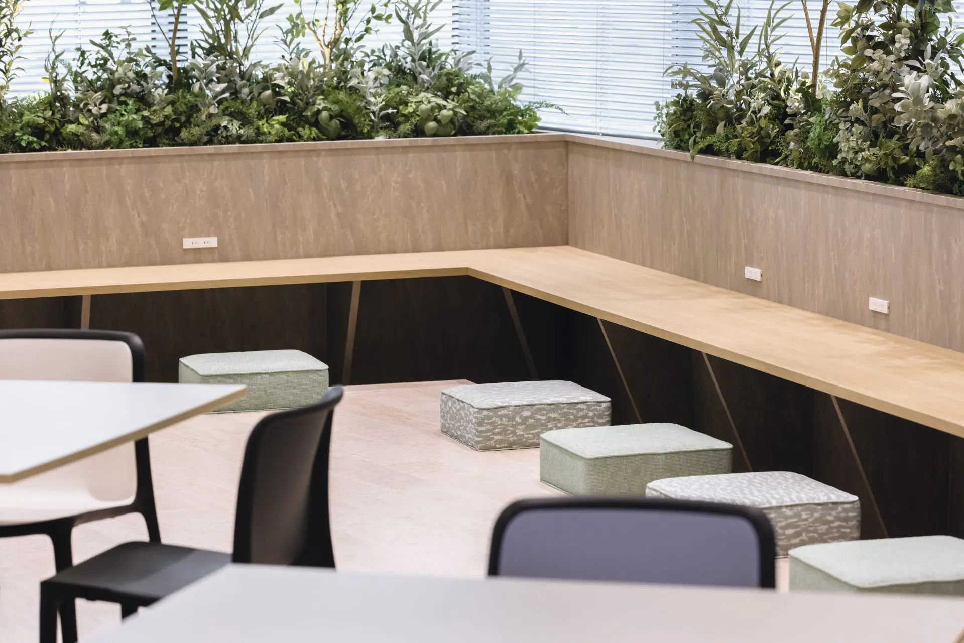 企業と個人、双方の成長を育む有機的なオフィス