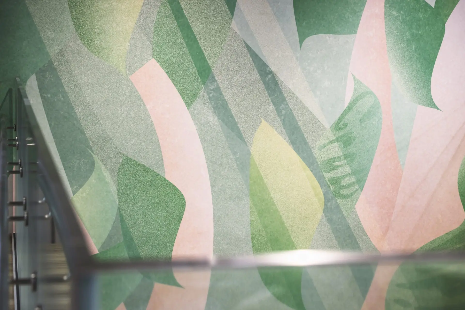 企業と個人、双方の成長を育む有機的なオフィス